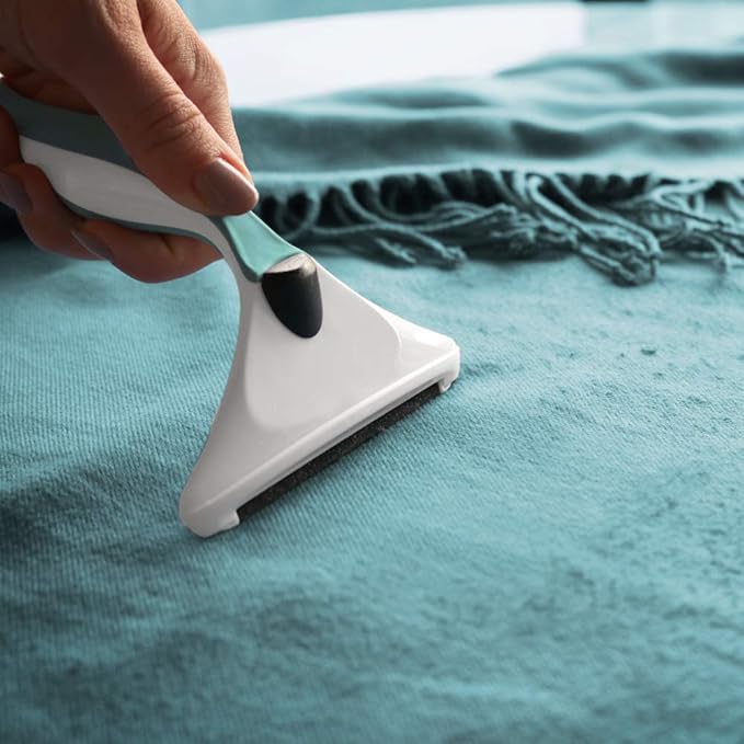 GLEENER Fabric Shaver & Lint Remover |Battery-Free 4-in-1 Depiller with 3 Fabric-Safe Edges for Clothes & Upholstery (Turquoise)