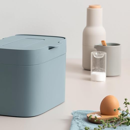KAZAI. Compost Bin Kitchen 'Elin' | 1.2 GAL / 4.5L Countertop Compost Bin with Lid & Carbon Filter | Odor-Free, Dishwasher Safe, with Inner Bucket | Small Indoor Kitchen Composter | Stone-Blue