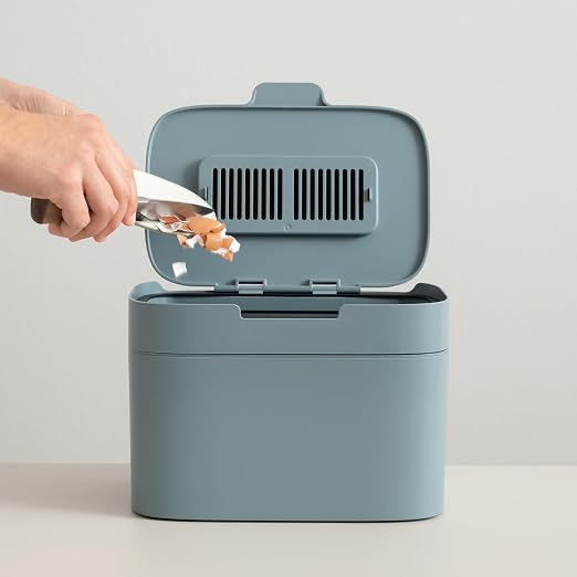KAZAI. Compost Bin Kitchen 'Elin' | 1.2 GAL / 4.5L Countertop Compost Bin with Lid & Carbon Filter | Odor-Free, Dishwasher Safe, with Inner Bucket | Small Indoor Kitchen Composter | Stone-Blue