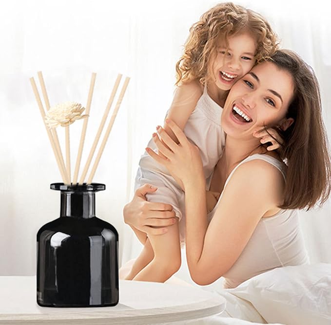 HOSSIAN 150ml/50oz 2 Clear Glass Bottles 2 Glossy Black Bottles Fragrance Diffuser Empty Bottle with 28pcs Reed Sticks for Home Fragrance Accessories (Clear+Black)