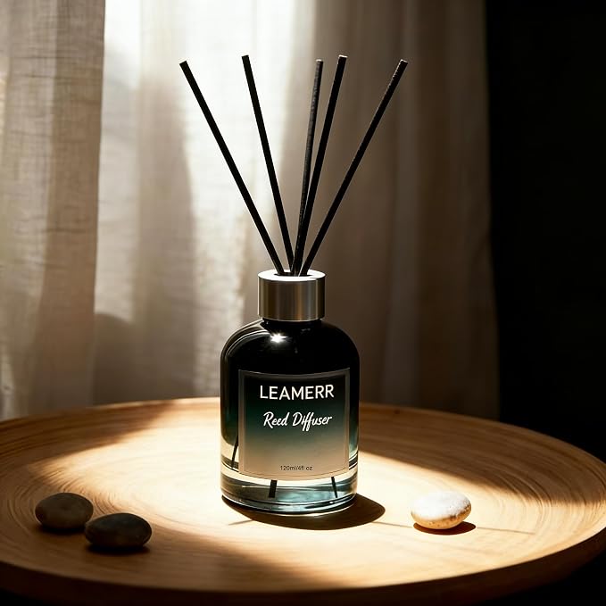 Luxury Hotel White Tea Reed Diffuser, 4oz (120ml) Clean Woody Floral Accord Scent Perfect for Home, Bathroom, Office & Room Decor
