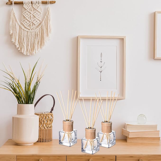 Roshtia 50 Set Reed Diffuser Bottles 50ml Glass Wooden Caps Rattan Sticks | Empty Refillable DIY Oils, Mini Square Jars Bulk, Ideal Home Office Aromatherapy Gifts, 1.7 Oz Fragrance Container