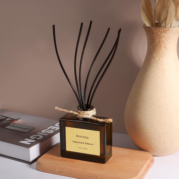Reed Diffuser, Teakwood & Tobacco Essential Oil Diffuser with Dried Flowers, 3.4 oz Musk Scented Oil, Handmade Home Decor Air Freshener, Long-Lasting Room Scent for Office, Bathroom | 3.4oz Woody Scented Oil with Curved Sticks, Handmade Home Decor Air ...