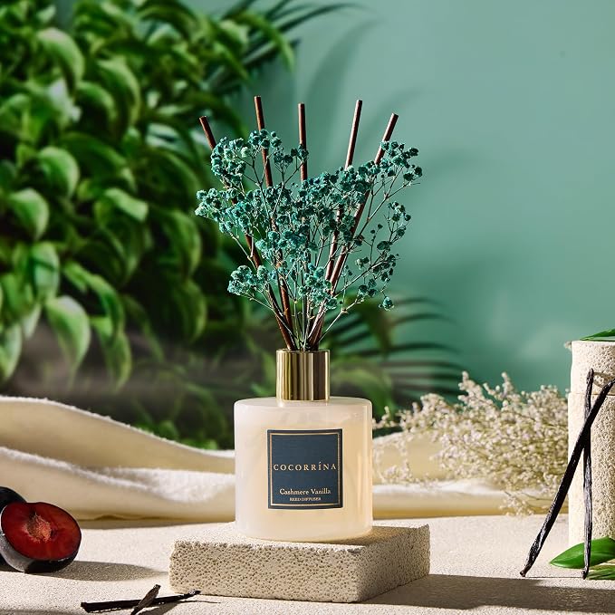 Reed Diffuser - Cashmere Vanilla 17 Fl.oz Reed Diffuser with 8 Sticks Scented Diffuser with Preserved Flowers for Bathroom Home Decor
