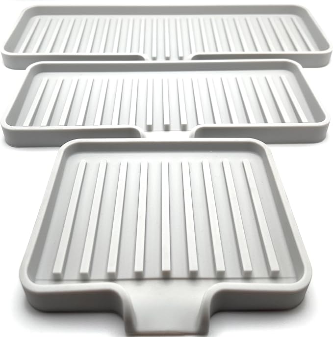 Happitasa Silicone Soap Dish Tray and Sponge Holder with Drain Chute | Bathroom and Kitchen Sink Organizer Caddy (Light Grey, 9"x3.5", 5.6 Ounces)