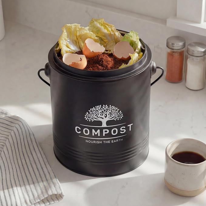 Perfnique Kitchen Compost Bin, 1.3 Gallon Countertop Compost Bin with Lid, Indoor Compost Bucket Includes Inner Bucket Liner and Carbon Filter, Small Compost Bin with Trash Bags (with Bags, Black)