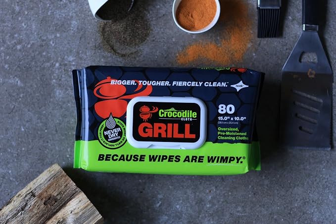 Crocodile Cloth Grill Food Safe Cleaning Wipes, 8 Packs, 640 Count | Safe on Skin & Multiple Surfaces, Infused with Aloe & Vitamin E, Large, Pre-Moistened & Absorbent