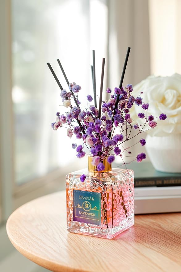 PEANÄK Lavender Reed Diffuser Set - 6.76 fl oz Scented Oil Diffuser with Natural Essential Oils & Sticks for Home, Bathroom & Bedroom Decor - Long-Lasting Aromatherapy Gift