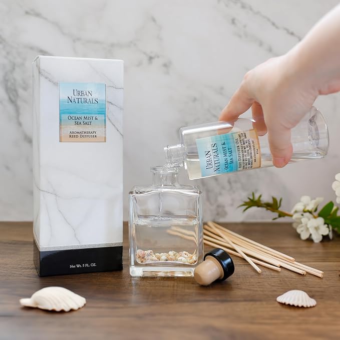Reed Diffuser Set, Christmas Night - Bathroom Shelf Décor | Cinnamon spice, Almond, Clove, Cedarwood, Fresh Balsam and Fir needle, Made in the USA